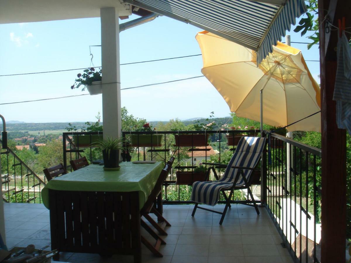 Appartement Nicole Benkovac Exterior photo